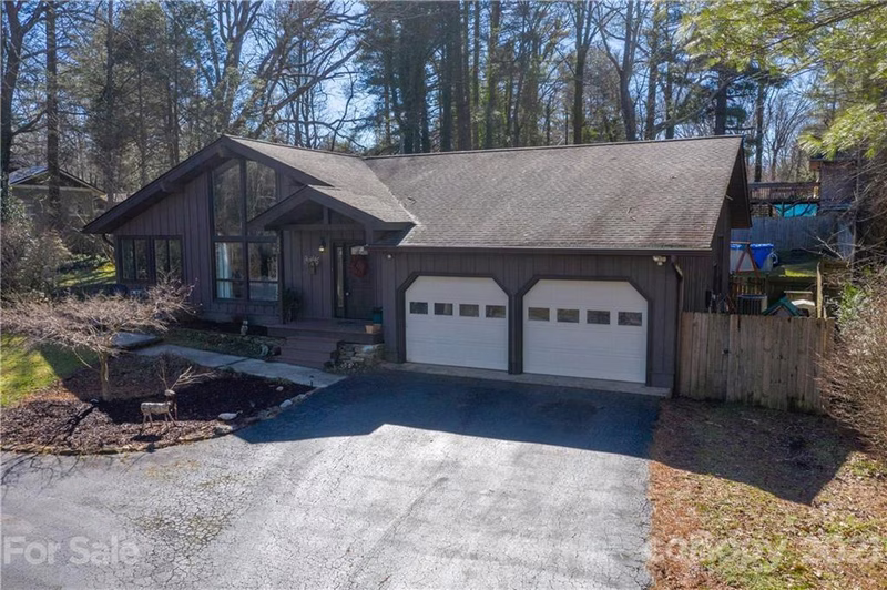 3225 Hickory Hill Road