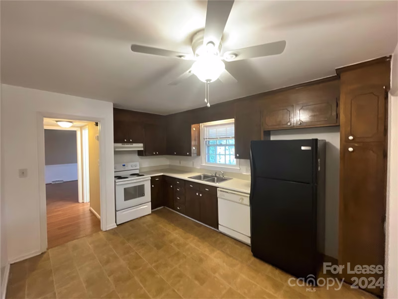 Property image 5 at 9401 Stately Oak Lane, Mint Hill, NC 28227
