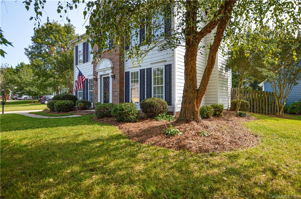 Property image 2 of 1979 Stratton Court in Stonewyck, Kannapolis, NC 28081