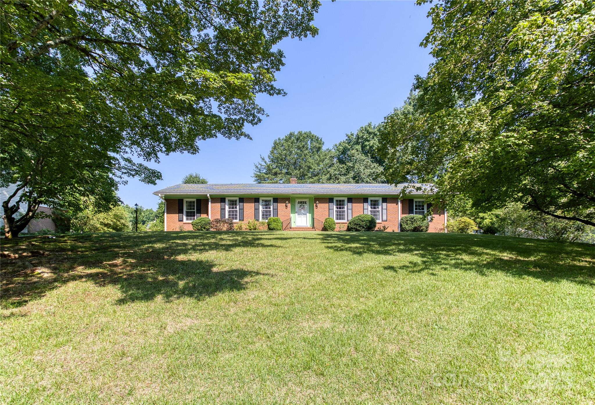 Property image 3 of 321 Knollwood Avenue in Eagle Heights, Salisbury, NC 28144