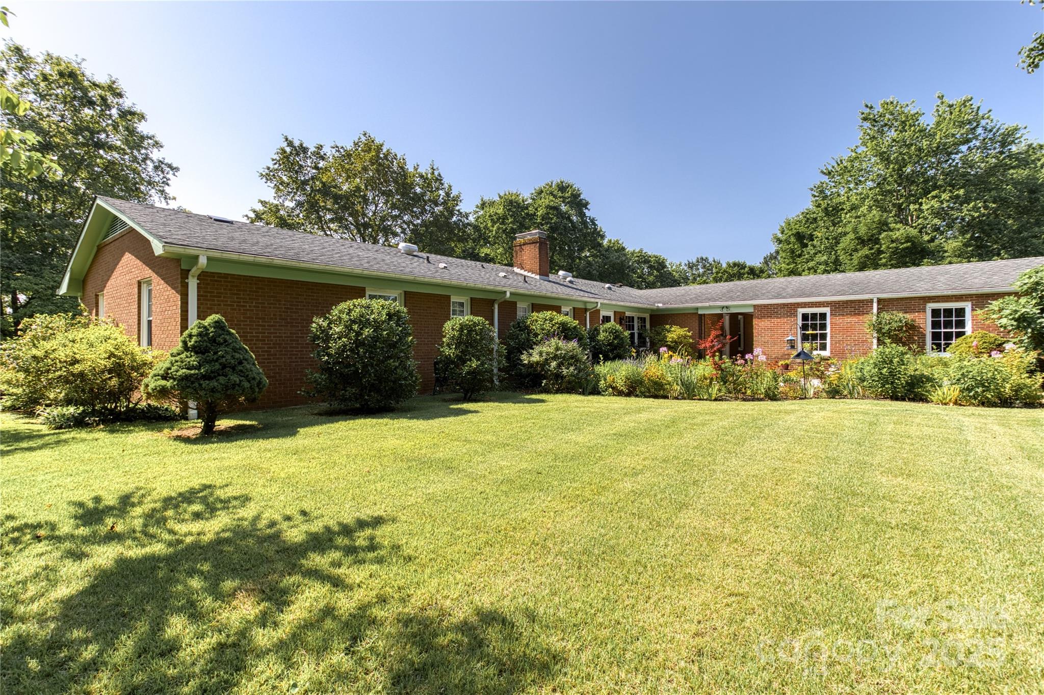Property image 4 of 321 Knollwood Avenue in Eagle Heights, Salisbury, NC 28144