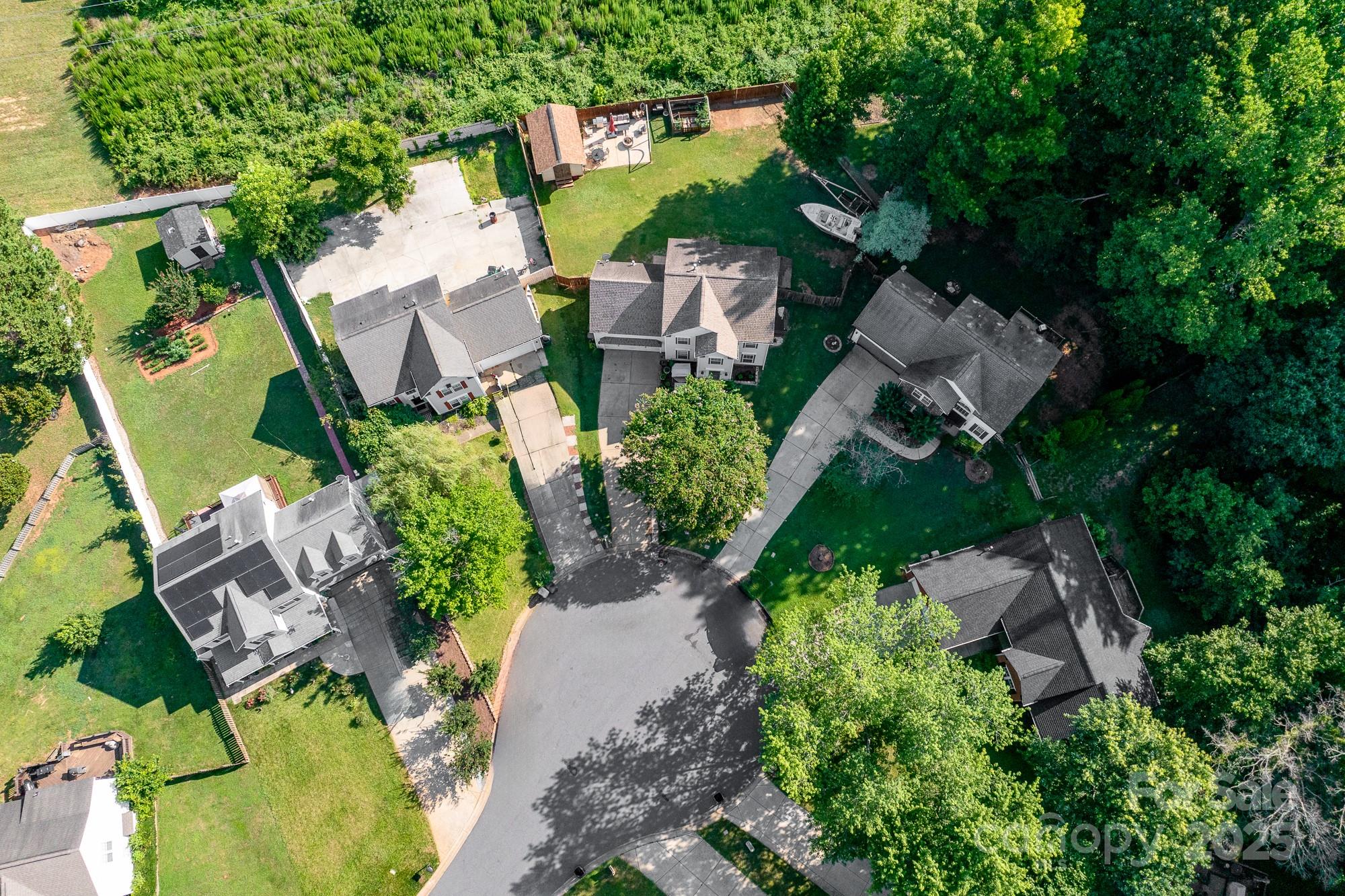 Property image 2 of 5104 Timbertop Lane in Turtle Rock, Charlotte, NC 28215