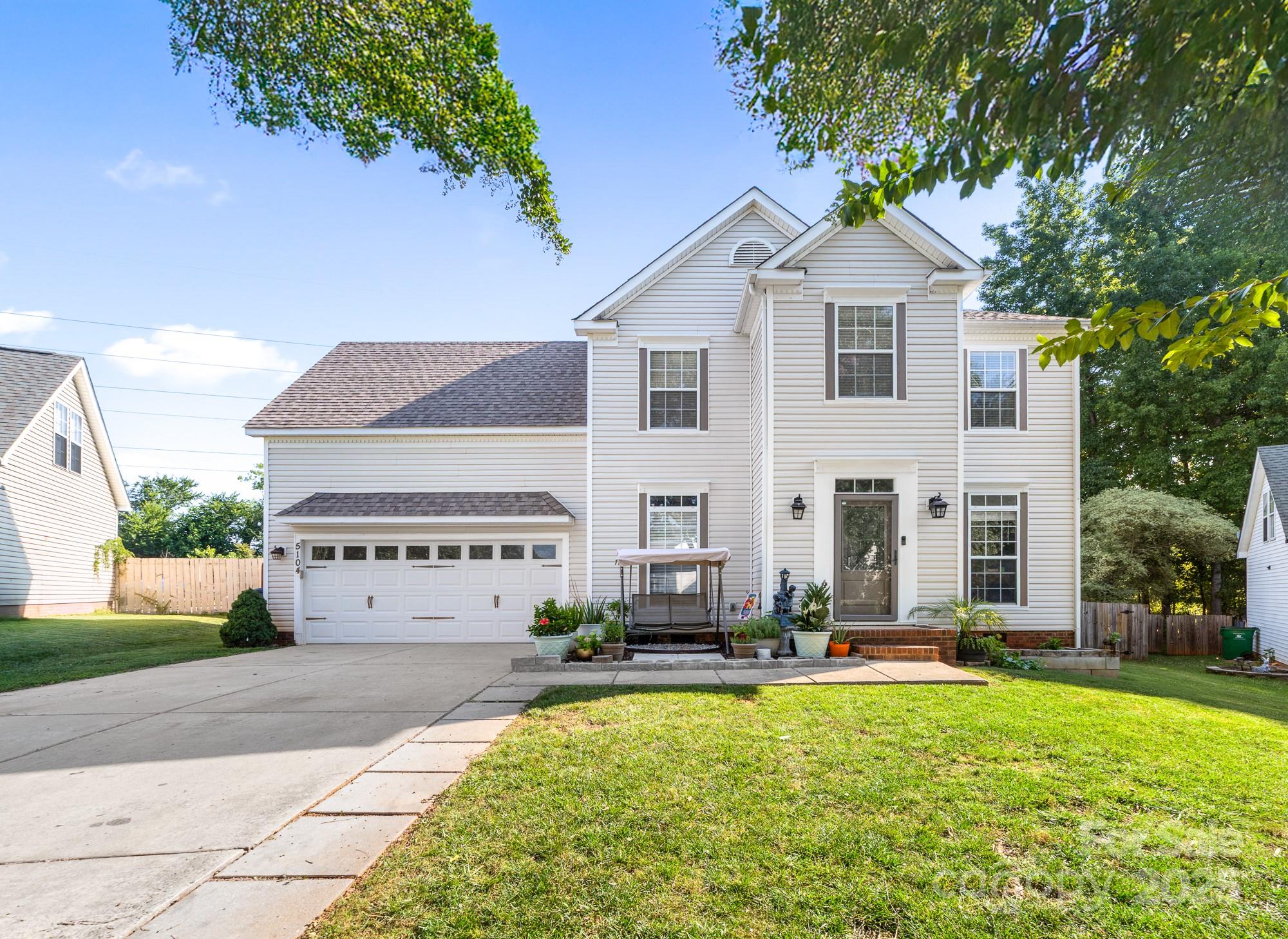 Property image 4 of 5104 Timbertop Lane in Turtle Rock, Charlotte, NC 28215