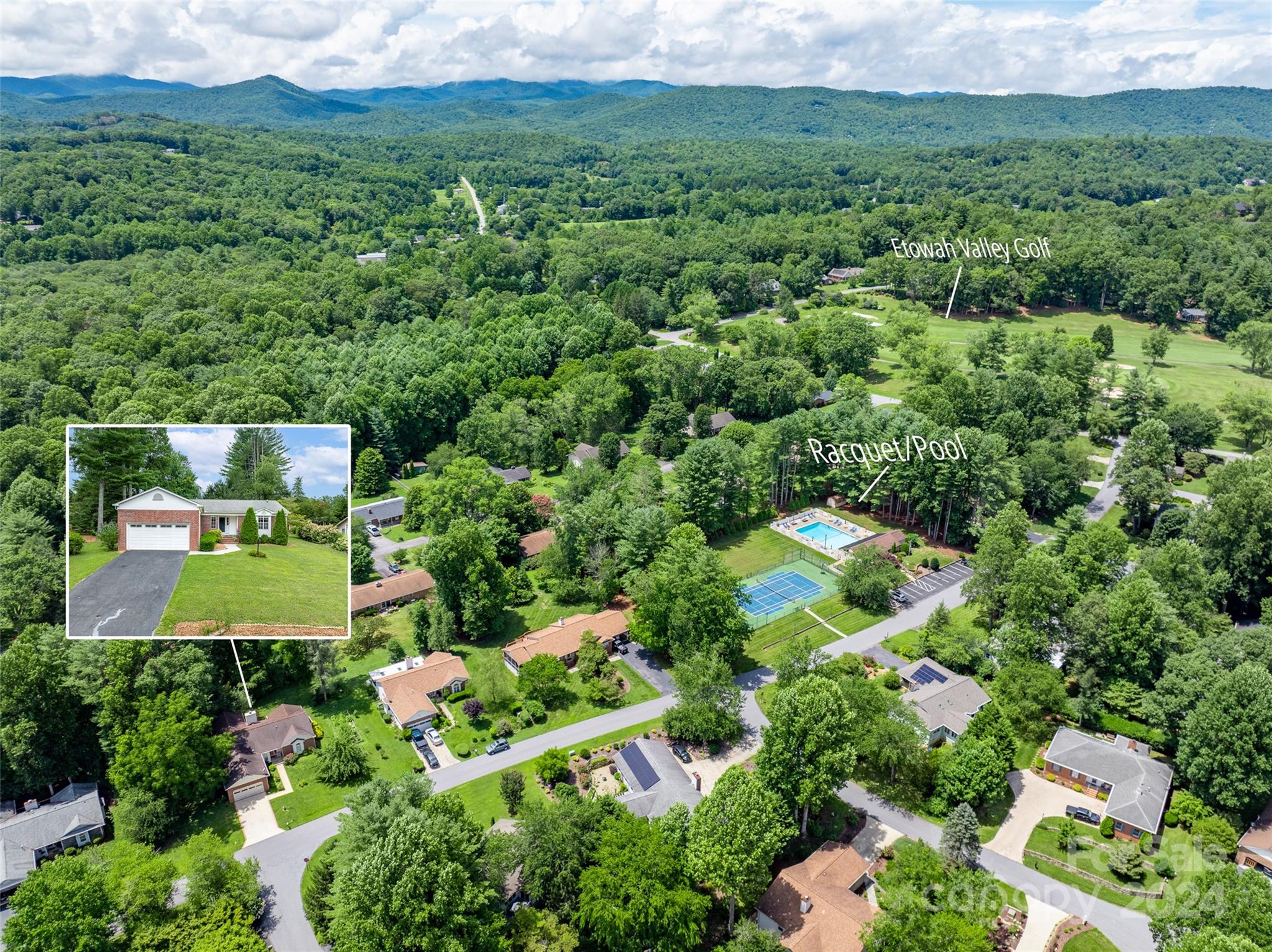 Property image 3 of 27 St Andrews Drive in Etowahs Reach, Etowah, NC 28729