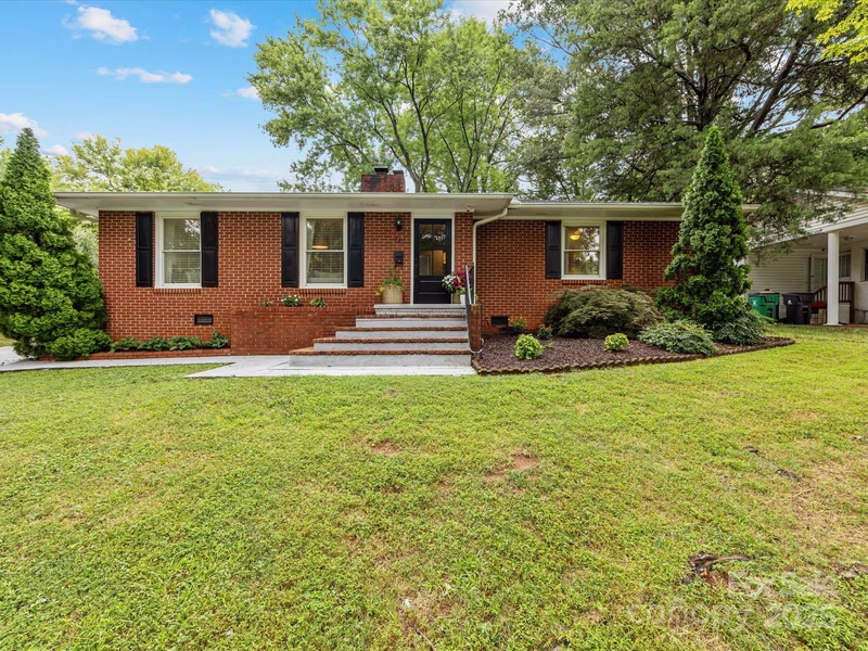 747 Brockbank Road