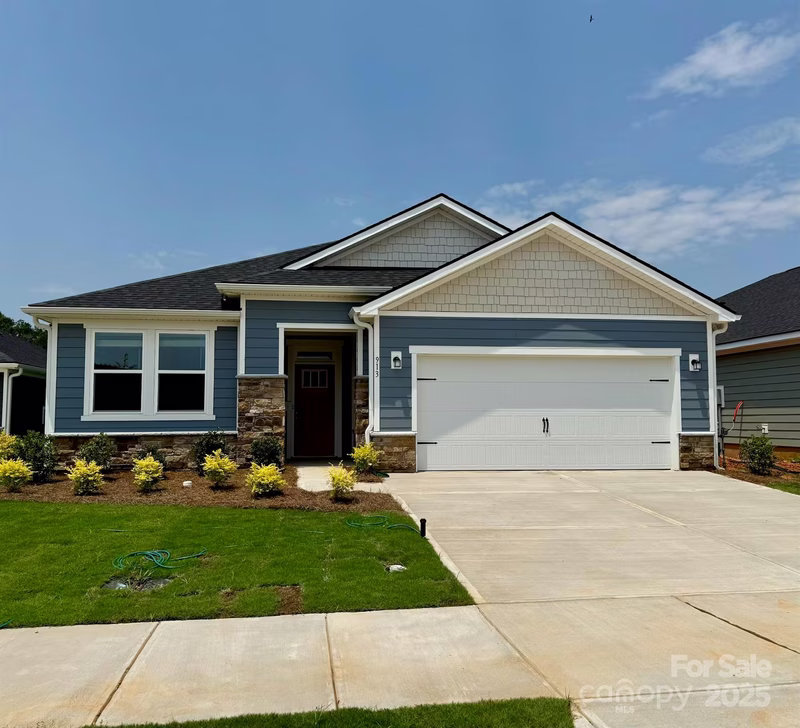 913 Windy Oak Court