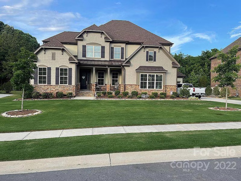 2411 Madeira Circle