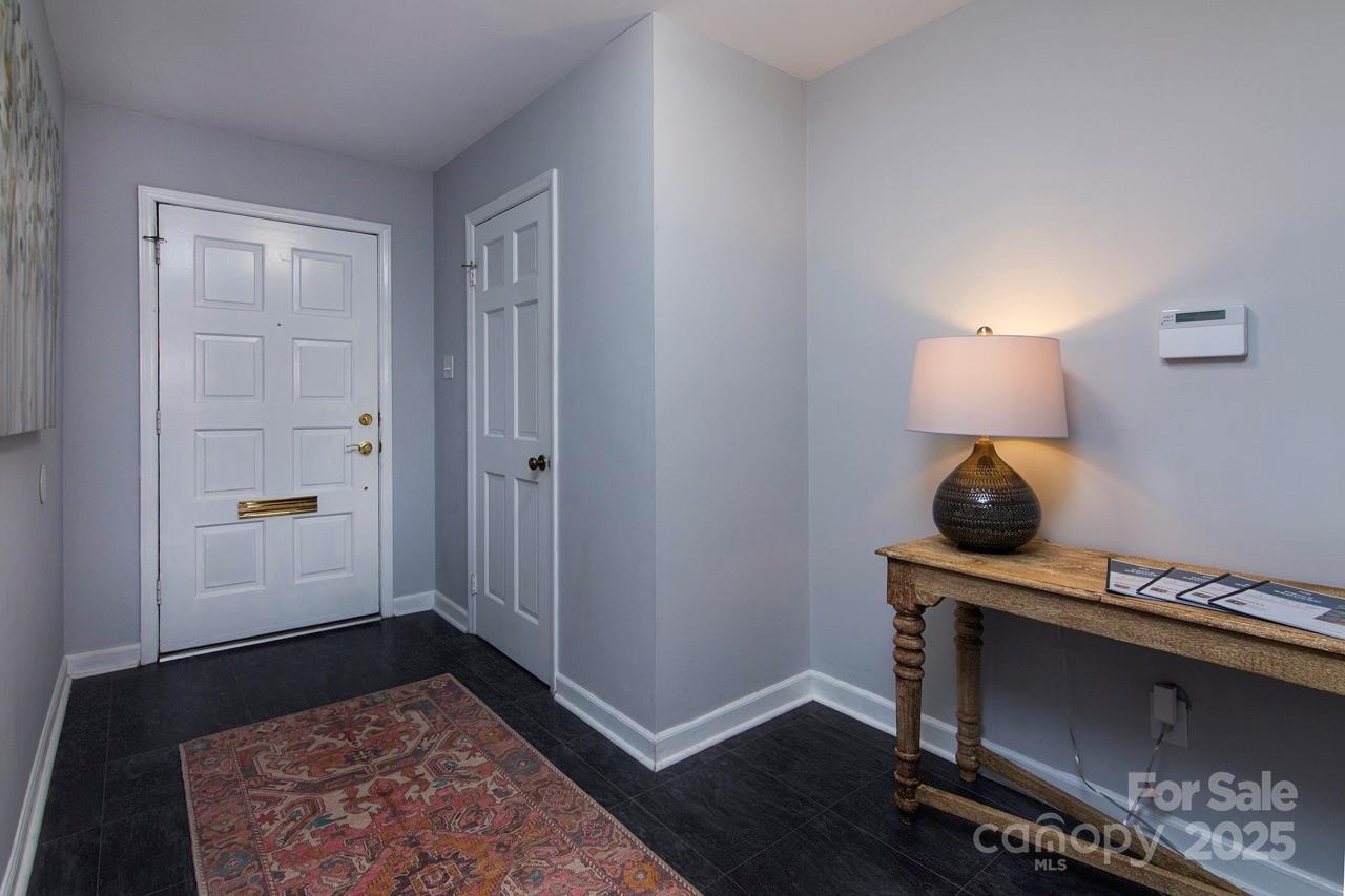 Property image 5 of 6742 Constitution Lane in Olde Georgetowne, Charlotte, NC 28210