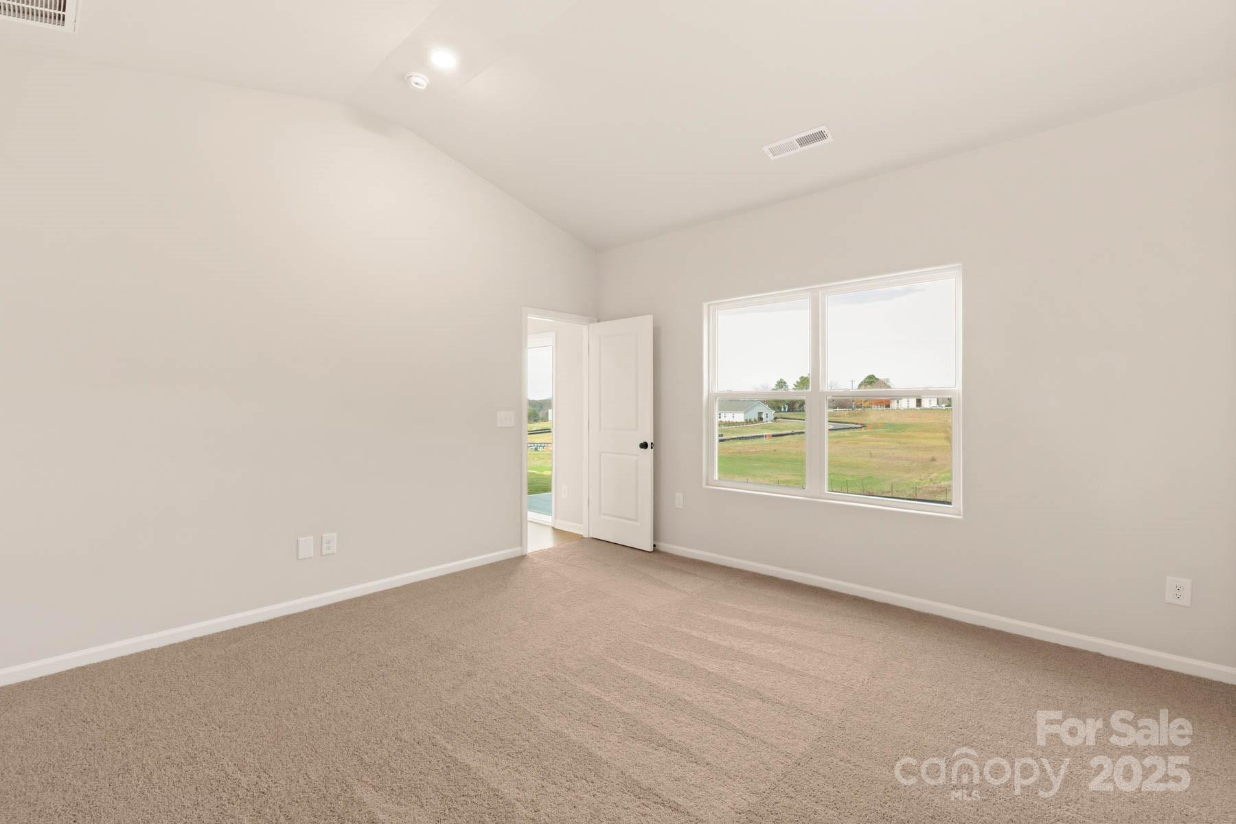 Property image 4 of 3324 Burberry Drive in Stagecoach Station, Gastonia, NC 28052