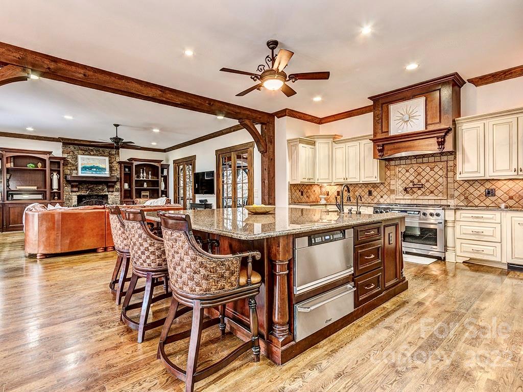 Property image 4 of 610 Beauhaven Lane in Chatelaine, Waxhaw, NC 28173