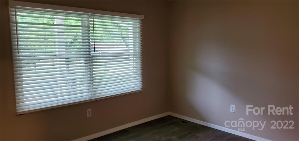 Property image 5 of 1212 Fontana Avenue in Greenville, Charlotte, NC 28206