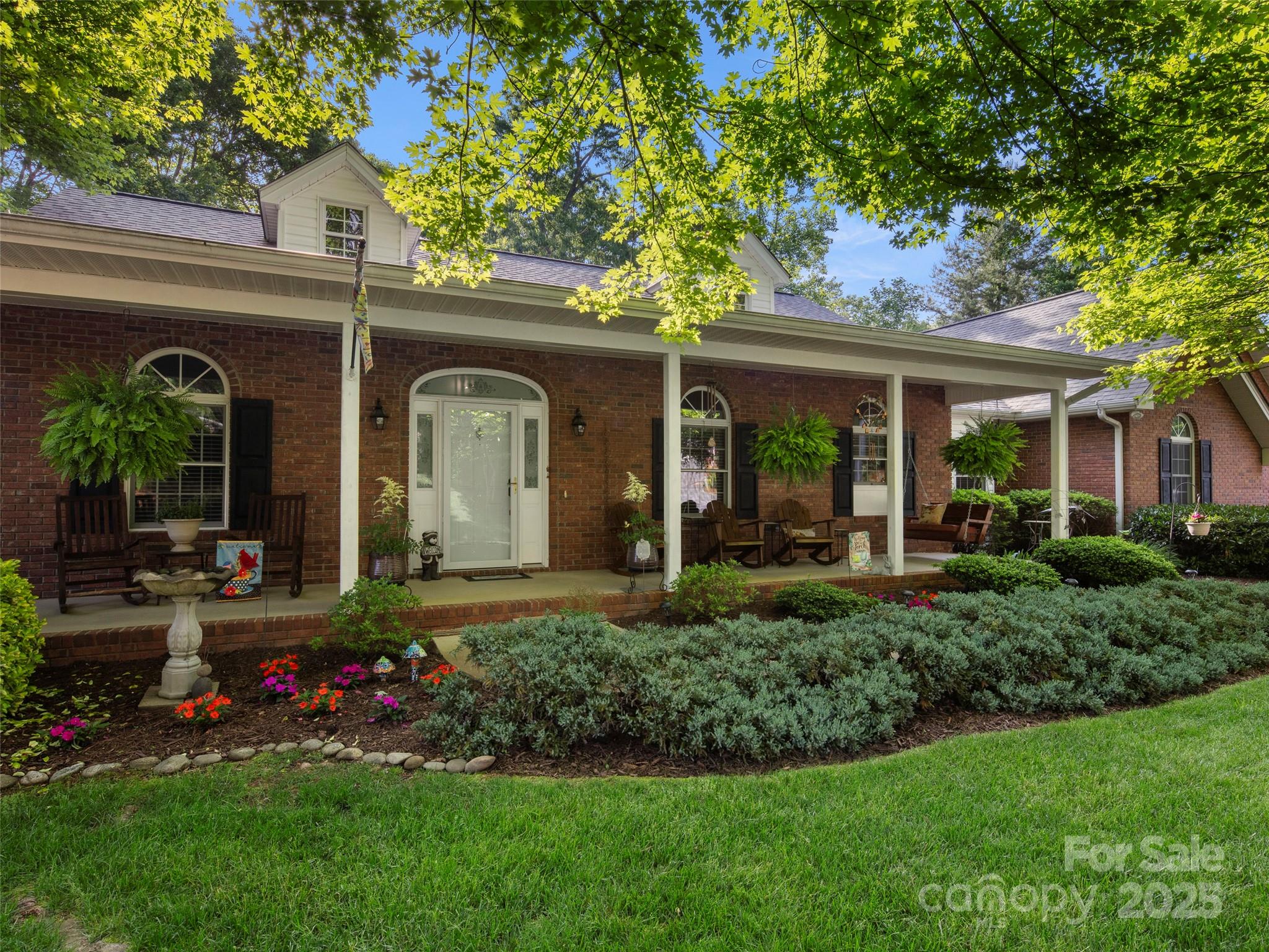 Property image 4 of 71 Dallas Drive in Mountain Valley, Hendersonville, NC 28739