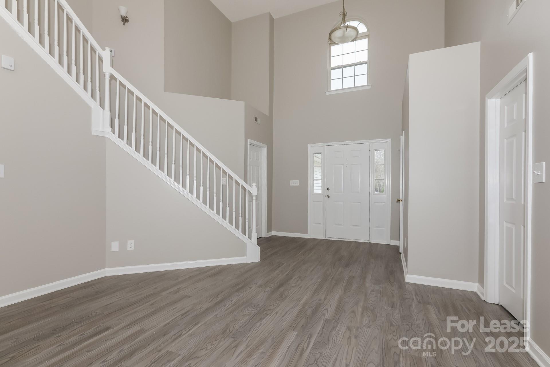 Property image 3 of 7009 Gatwick Lane in Buckingham, Matthews, NC 28104