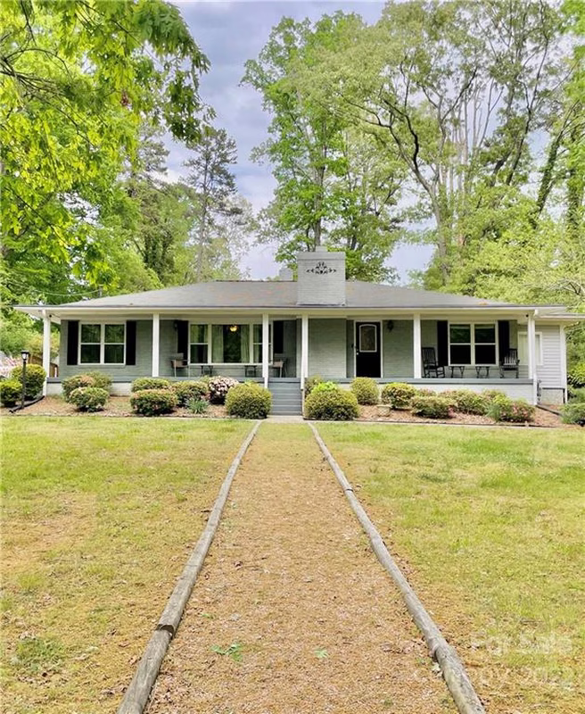 Property image 2 at 304 W Colonial Drive, Salisbury, NC 28144