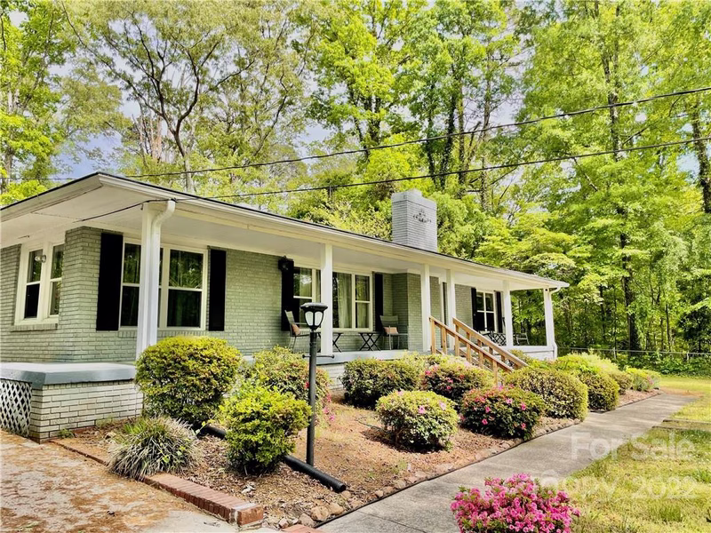 Property image 3 at 304 W Colonial Drive, Salisbury, NC 28144