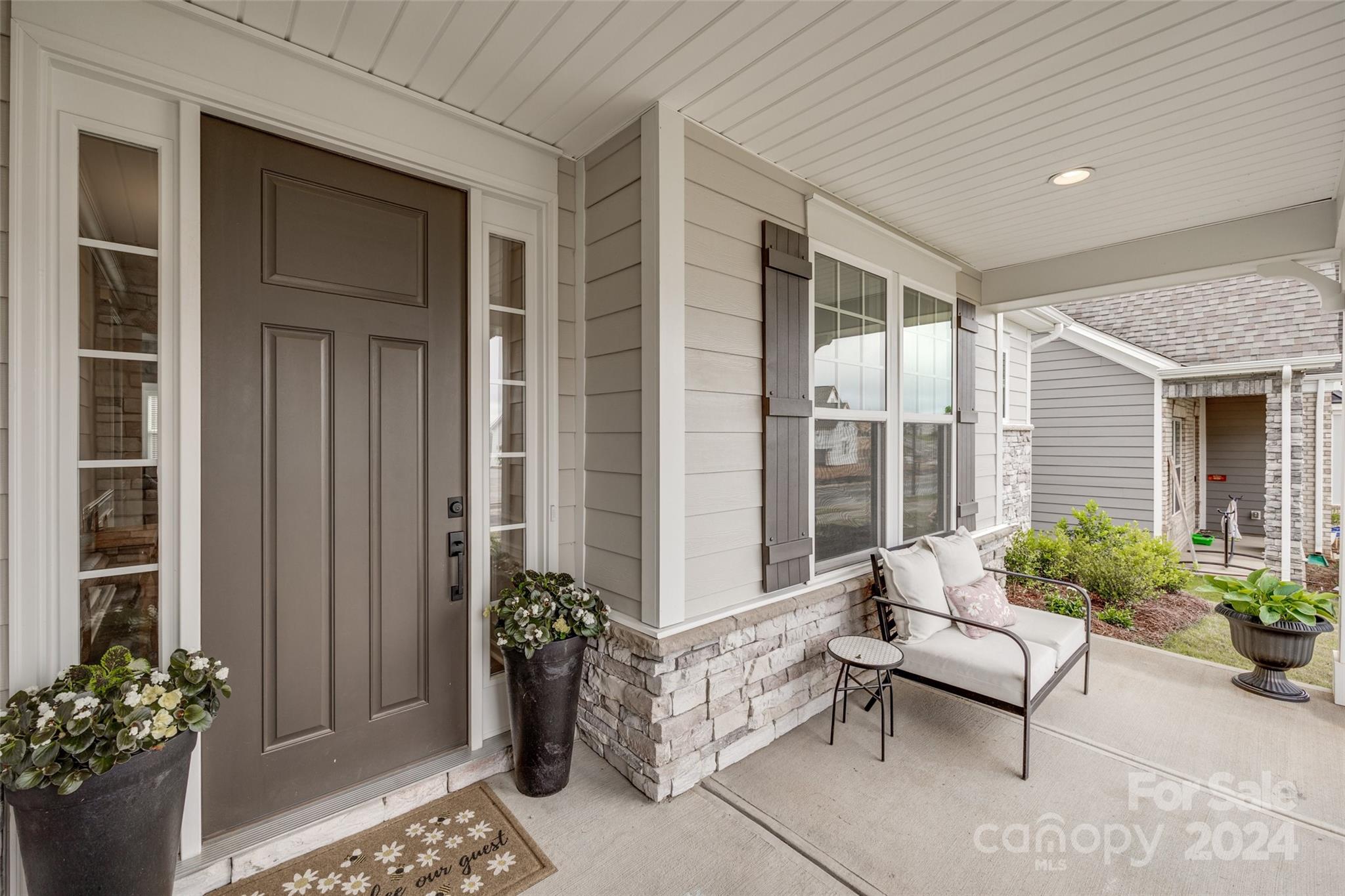 Property image 2 of 310 Waterlynn Road in Reids Cove, Mooresville, NC 28117