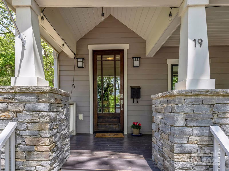 Property image 5 at 19 Birch Street, Asheville, NC 28801