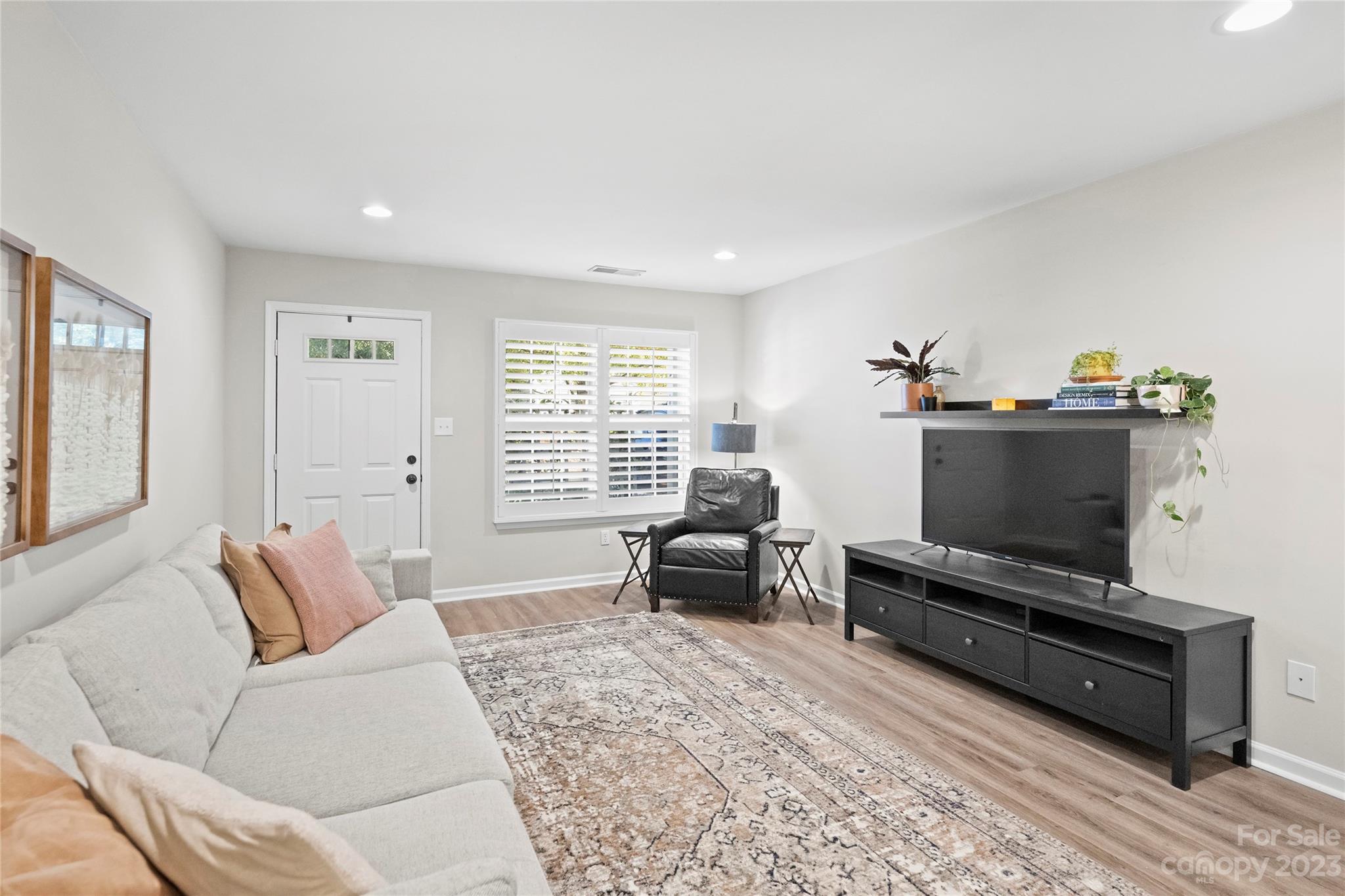 Property image 3 of 8206 Churchton Place in Southgate Commons, Charlotte, NC 28277