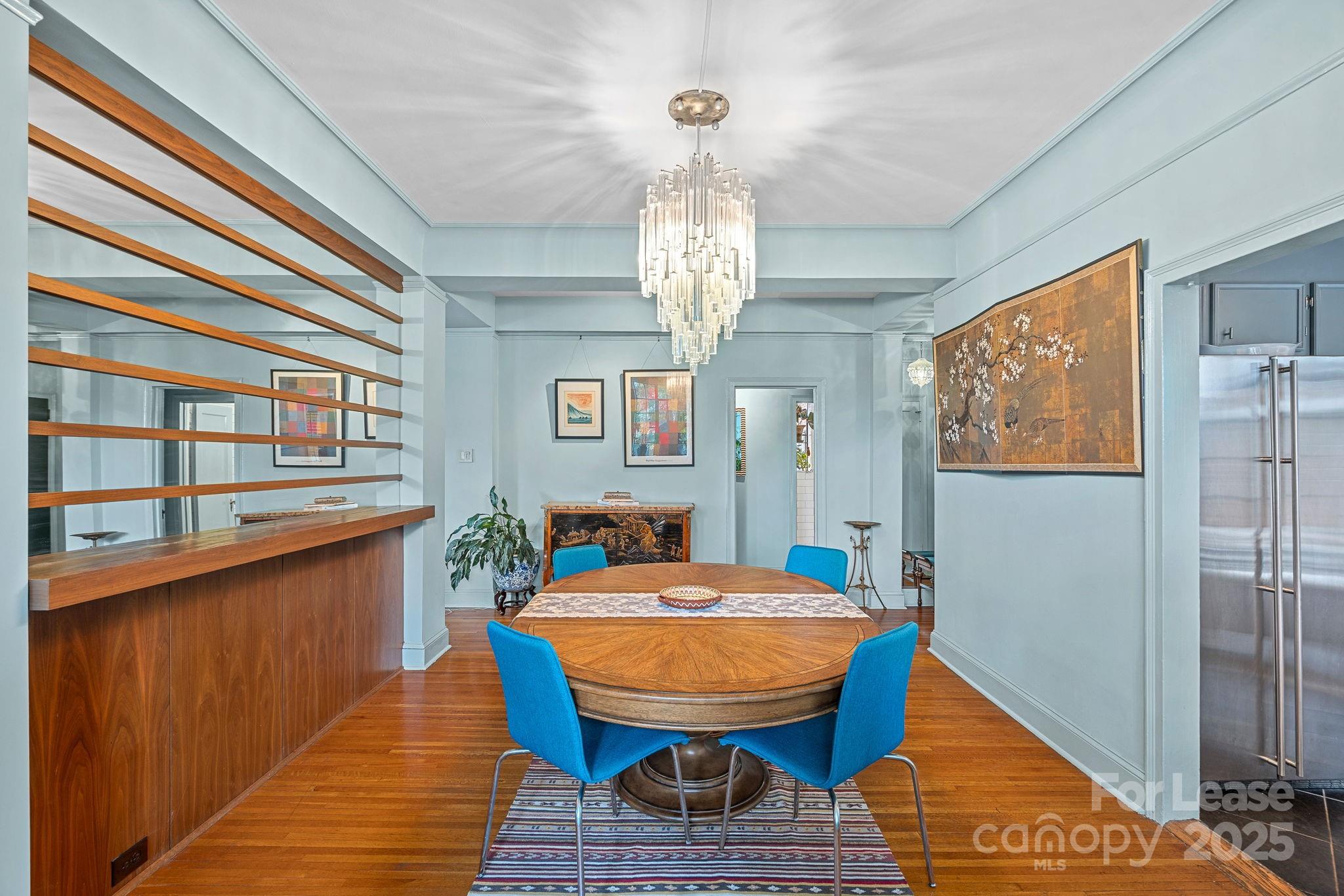 Property image 2 of 301 W 10th Street in The Poplar, Charlotte, NC 28202