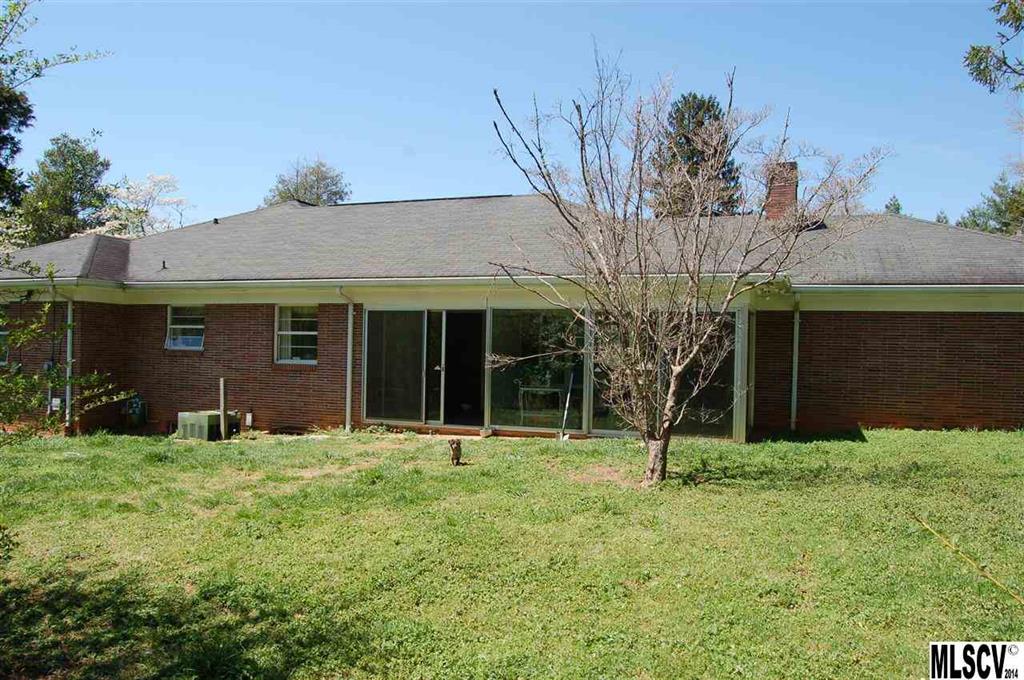 Property image 5 of 306 Tremont Circle in Tremont Park, Lenoir, NC 28645