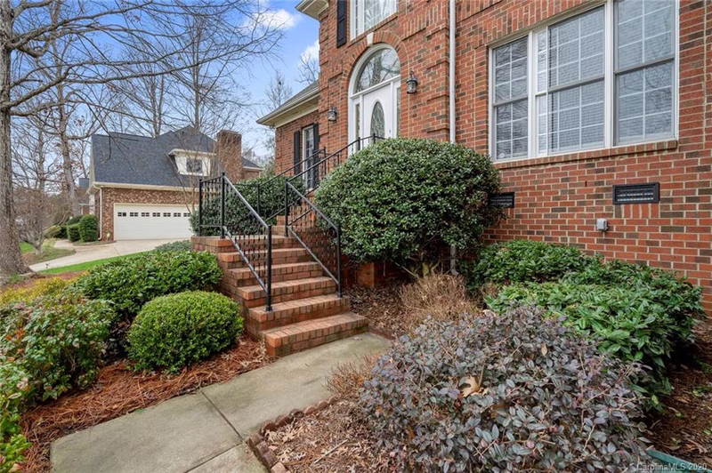 Property image 2 at 2832 Scarborough Court, Gastonia, NC 28054