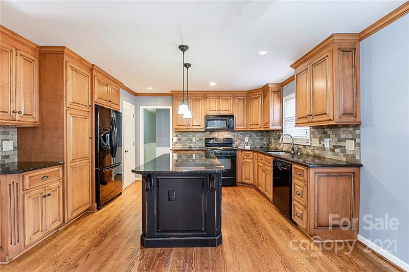 Property image 4 at 3029 Southampton Circle, Gastonia, NC 28056