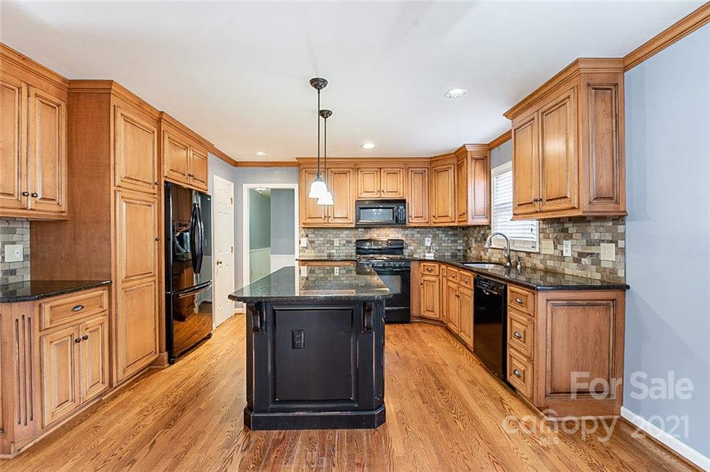 Property image 4 of 3029 Southampton Circle in Southampton, Gastonia, NC 28056