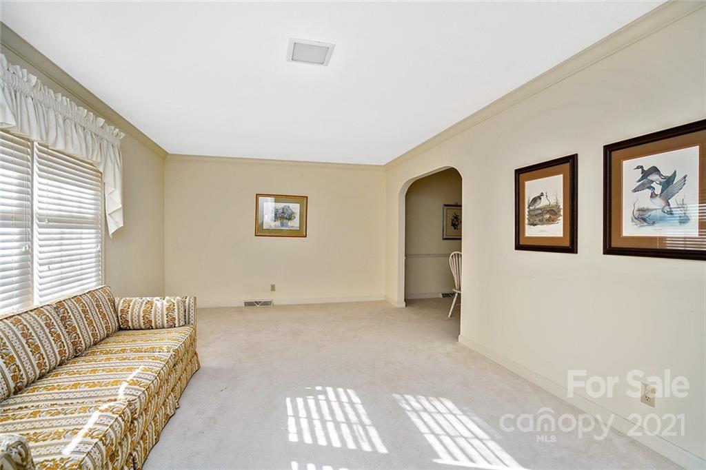 Property image 3 of 1320 Wiltshire Place in Milford Hills, Salisbury, NC 28144