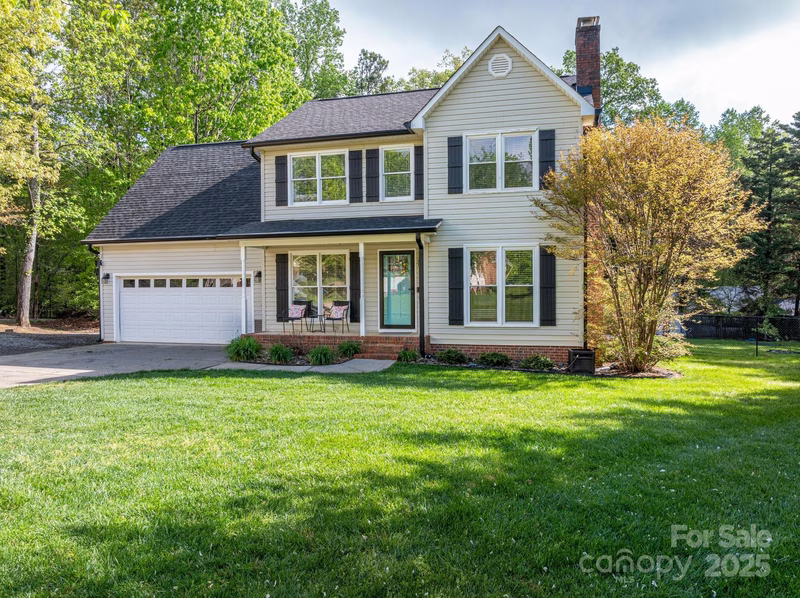 Property image 2 at 107 Ingonish Drive, Gastonia, NC 28056