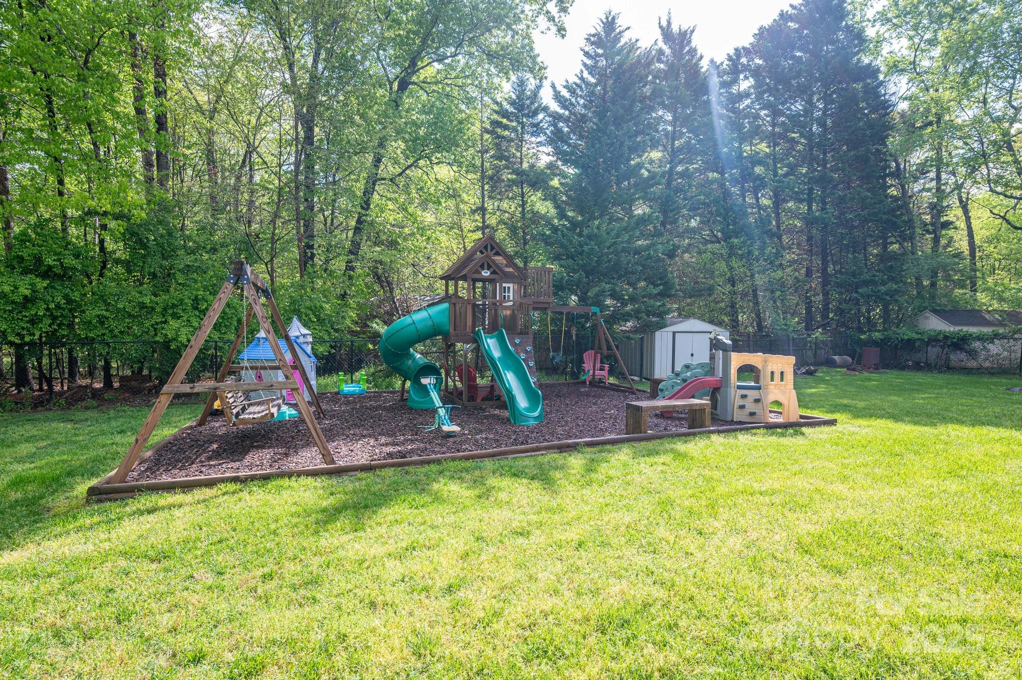 Property image 3 of 107 Ingonish Drive in Keltic Meadows, Gastonia, NC 28056