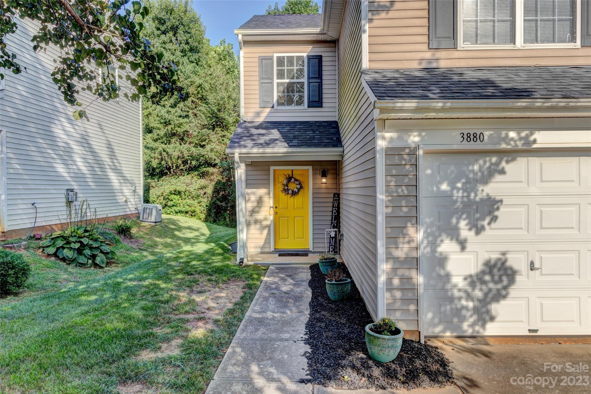 Property image 4 of 3880 Broadwater Court in Catawba Hills, Gastonia, NC 28056