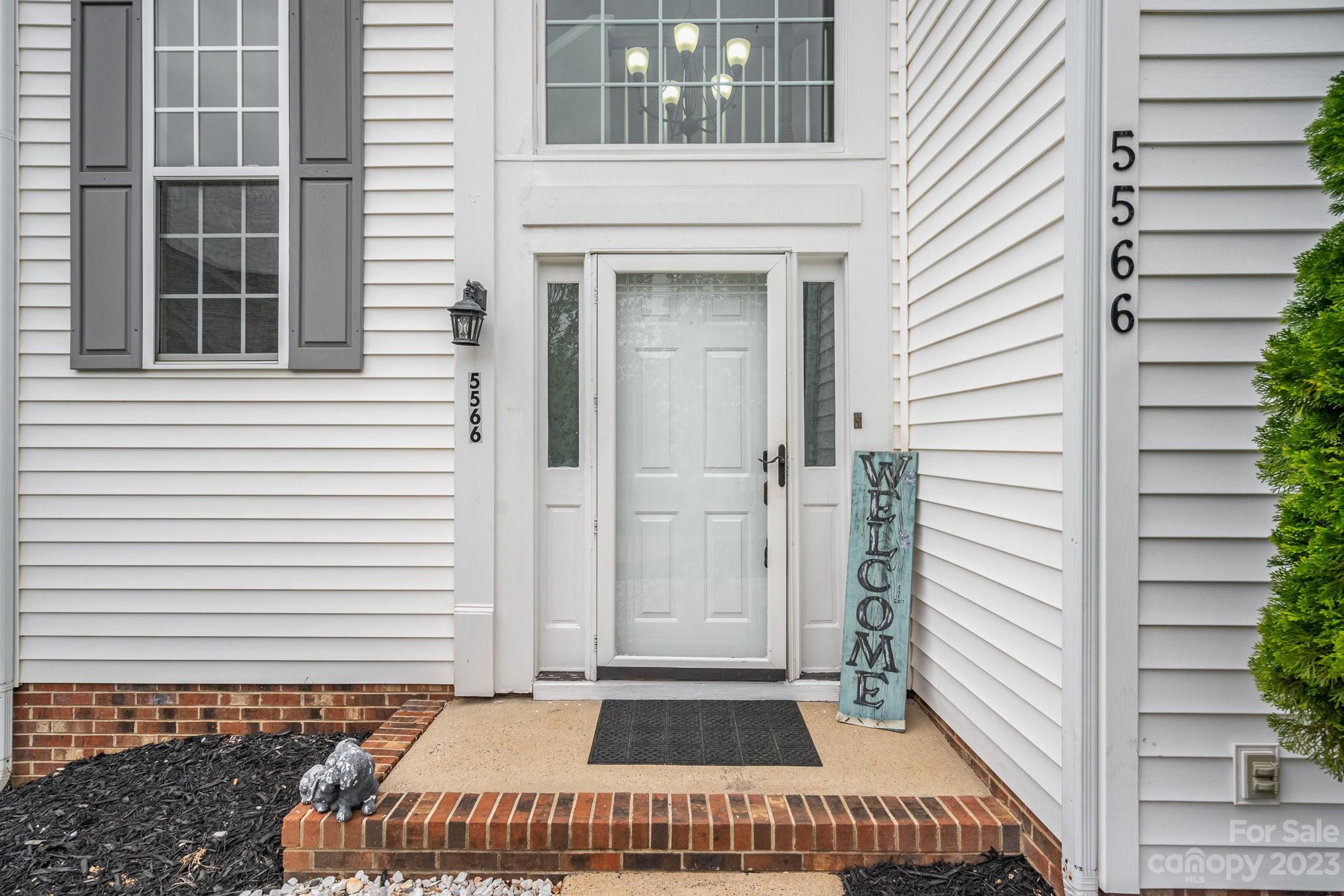 Property image 3 of 5566 Whisperfield Lane in Turtle Rock, Charlotte, NC 28215