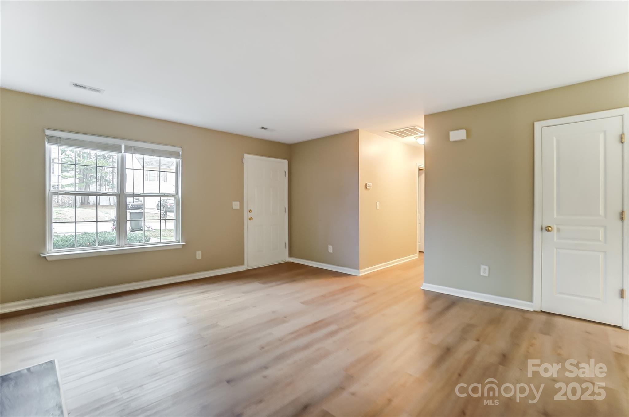 Property image 5 of 830 Wilcrest Court in Hunter Park, York, SC 29745