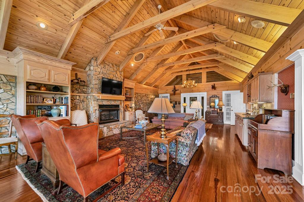 Property image 5 of 499 Unvdatlvi Court in Connestee Falls, Brevard, NC 28712