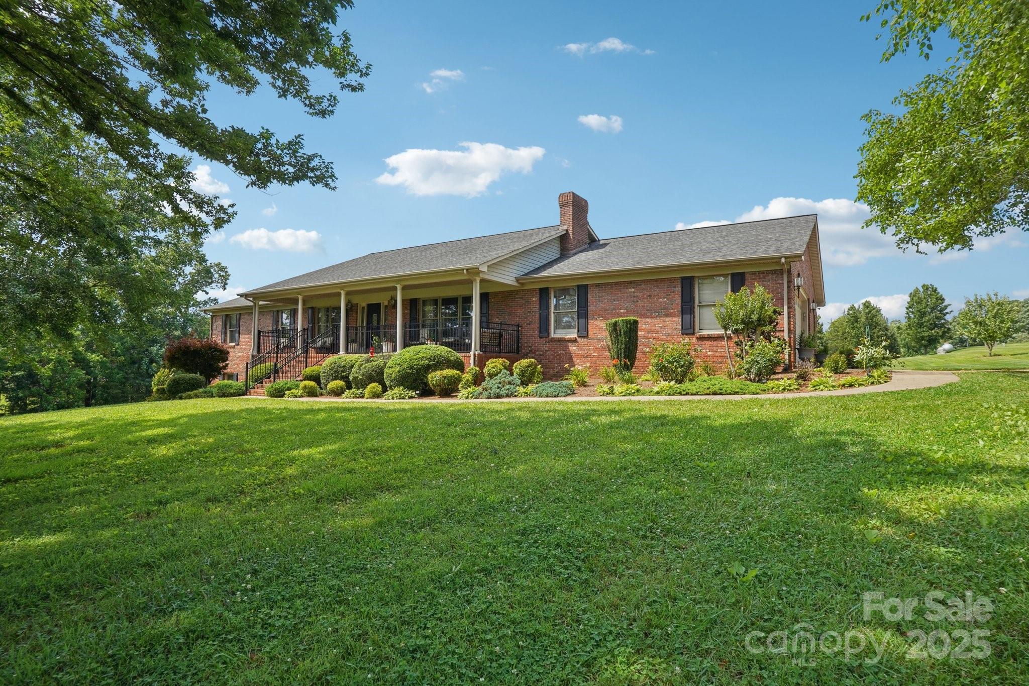 Property image 3 of 3381 Elaine Avenue in Mason Springs, Lincolnton, NC 28092