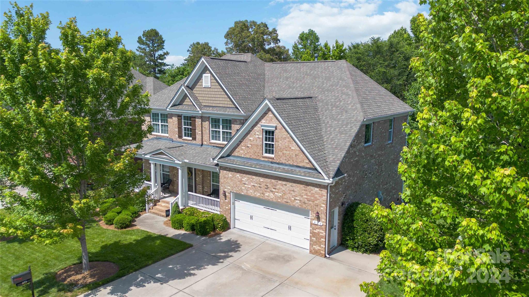 Property image 3 of 425 Deer Brush Lane in Hollister, Waxhaw, NC 28173