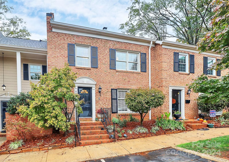 Property image 4 at 6657 Bunker Hill Circle, Charlotte, NC 28210