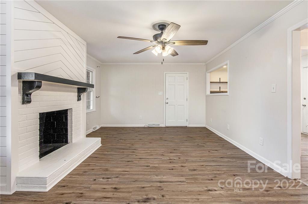 Property image 3 of 2460 Shaw Avenue in Sedgefield, Gastonia, NC 28054