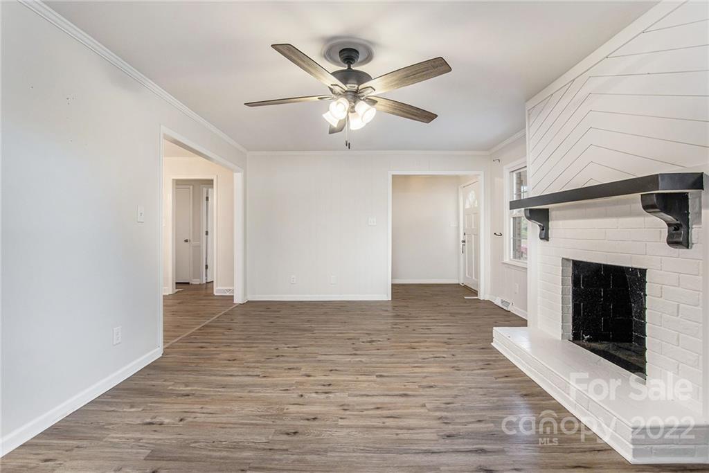 Property image 5 of 2460 Shaw Avenue in Sedgefield, Gastonia, NC 28054