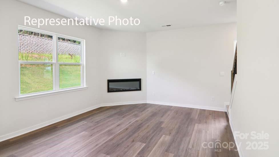 Property image 5 of 454 Janie Circle in The Falls At Newton, Newton, NC 28658
