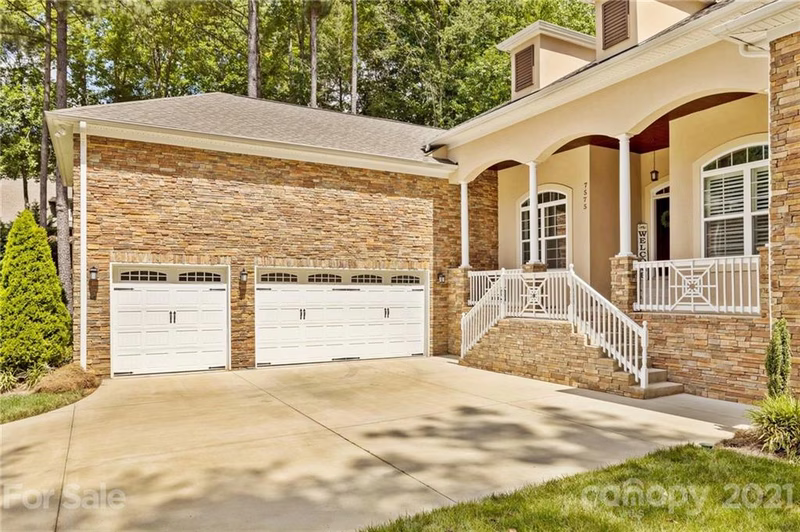 Property image 3 at 7575 Cottonwood Drive, Denver, NC 28037