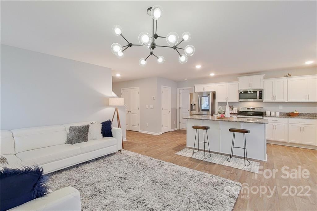 Property image 5 of 3016 Winesap Drive in Apple Creek, Dallas, NC 28034