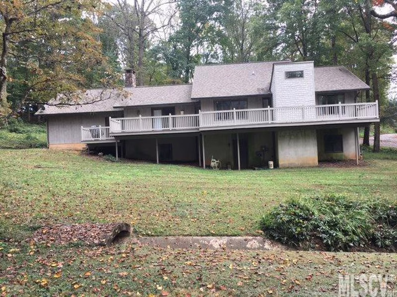 Property image 4 at 216 Brentwood Circle, Newton, NC 28658