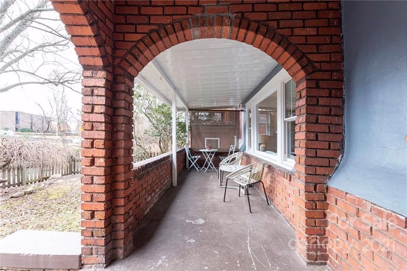 Property image 5 at 8 Furman Court, Asheville, NC 28801