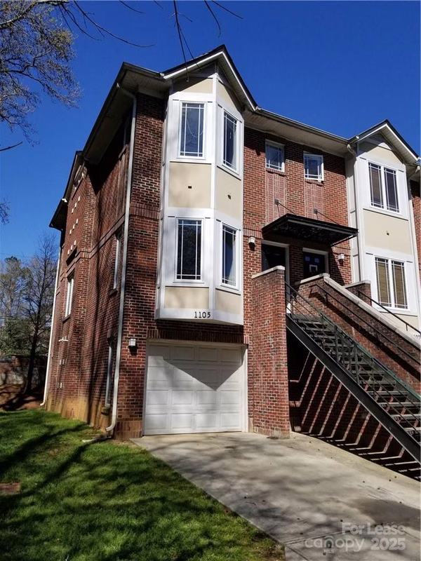1105 Kurt Court