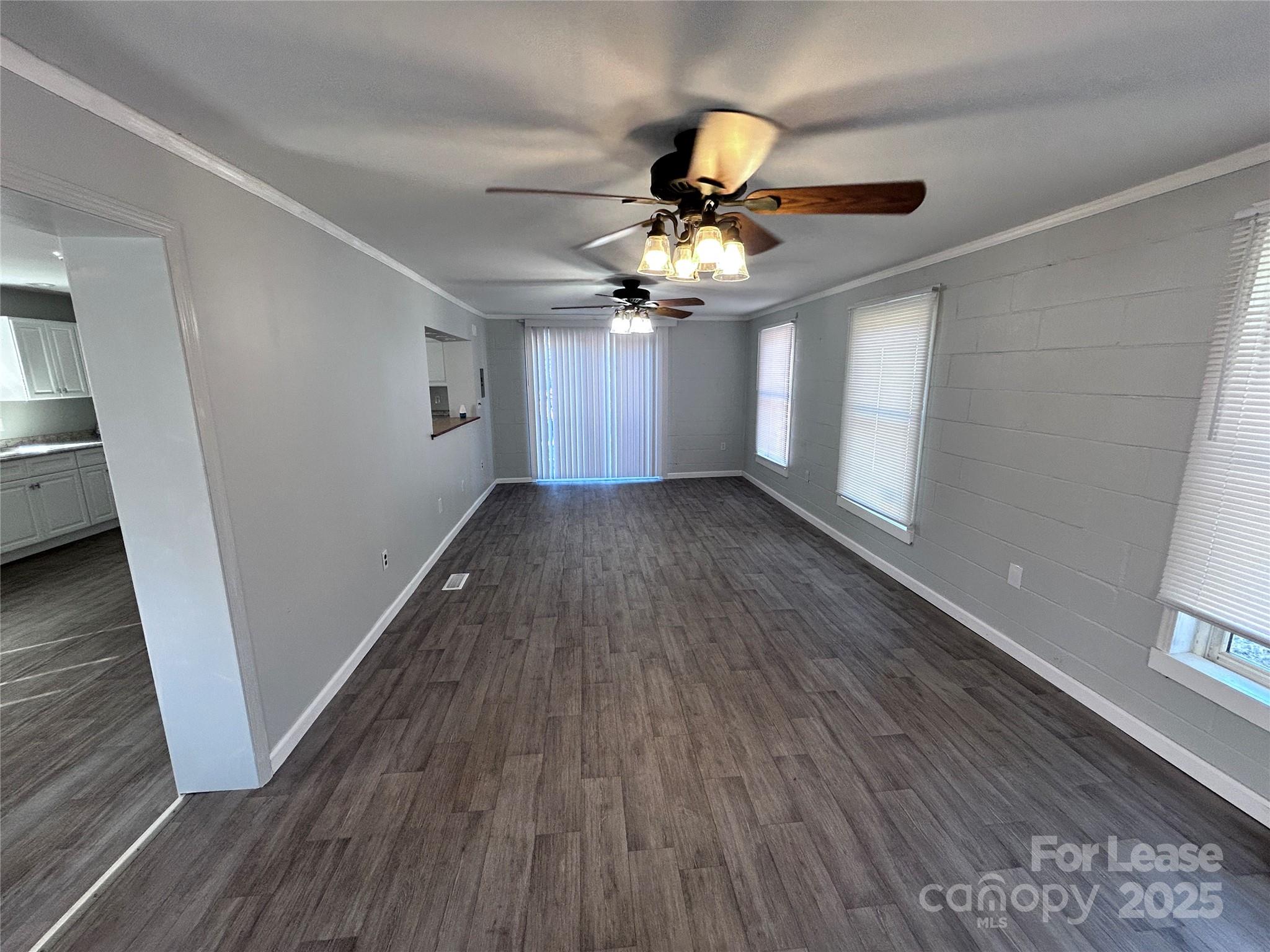 Property image 3 of 117 Ensign Place in Cove View Park, Mooresville, NC 28117