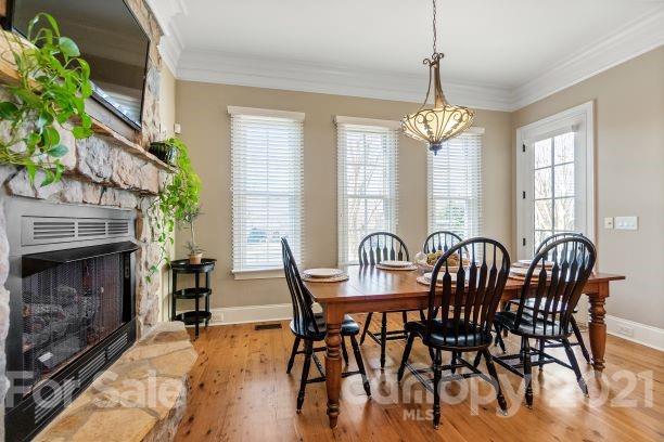 Property image 4 of 604 Beauhaven Lane in Chatelaine, Waxhaw, NC 28173