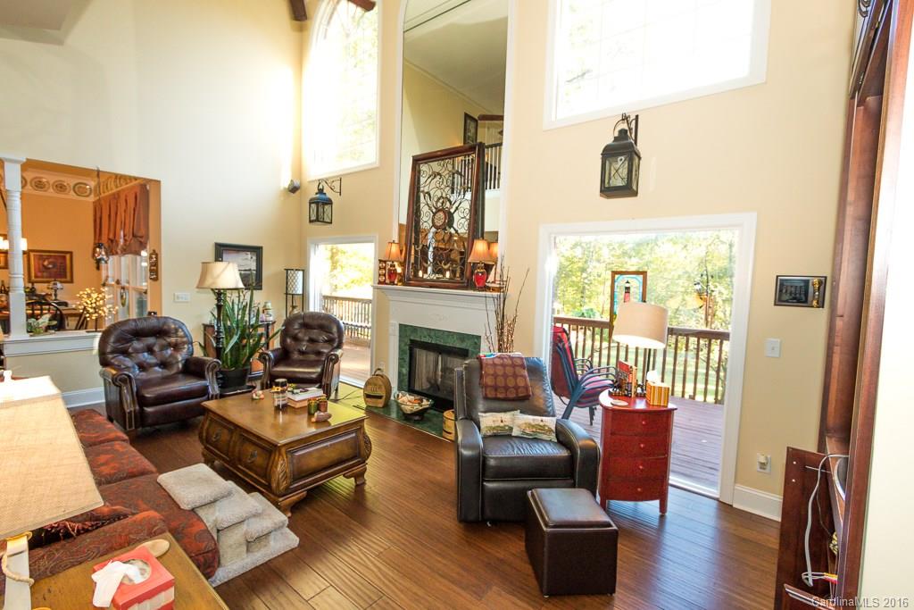 Property image 4 of 2910 Summer Lane in Valley Farms, Waxhaw, NC 28173