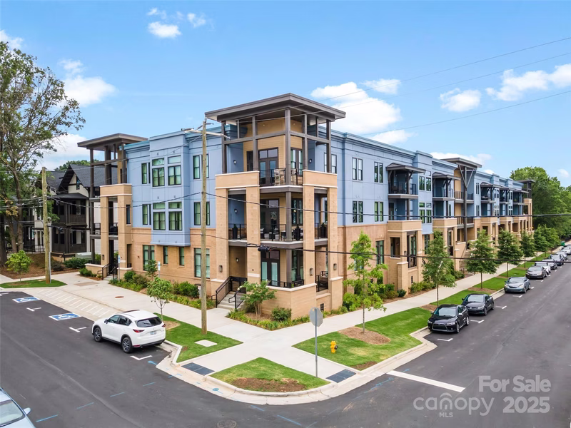 Dilworth South, Charlotte Community