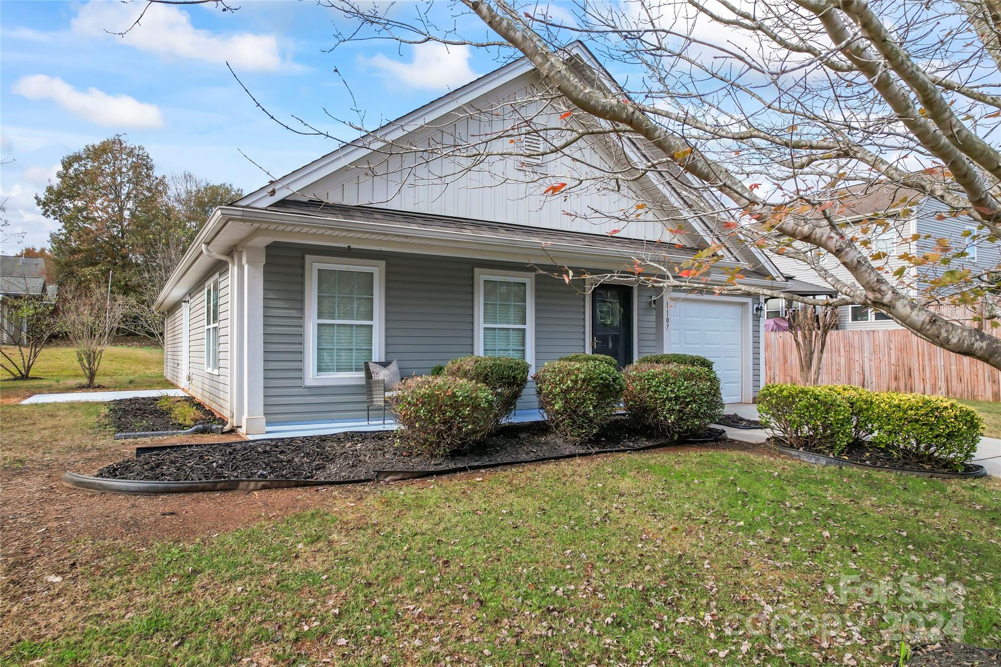 Property image 3 of 1107 Hunter Street in Valleybrook, Statesville, NC 28677